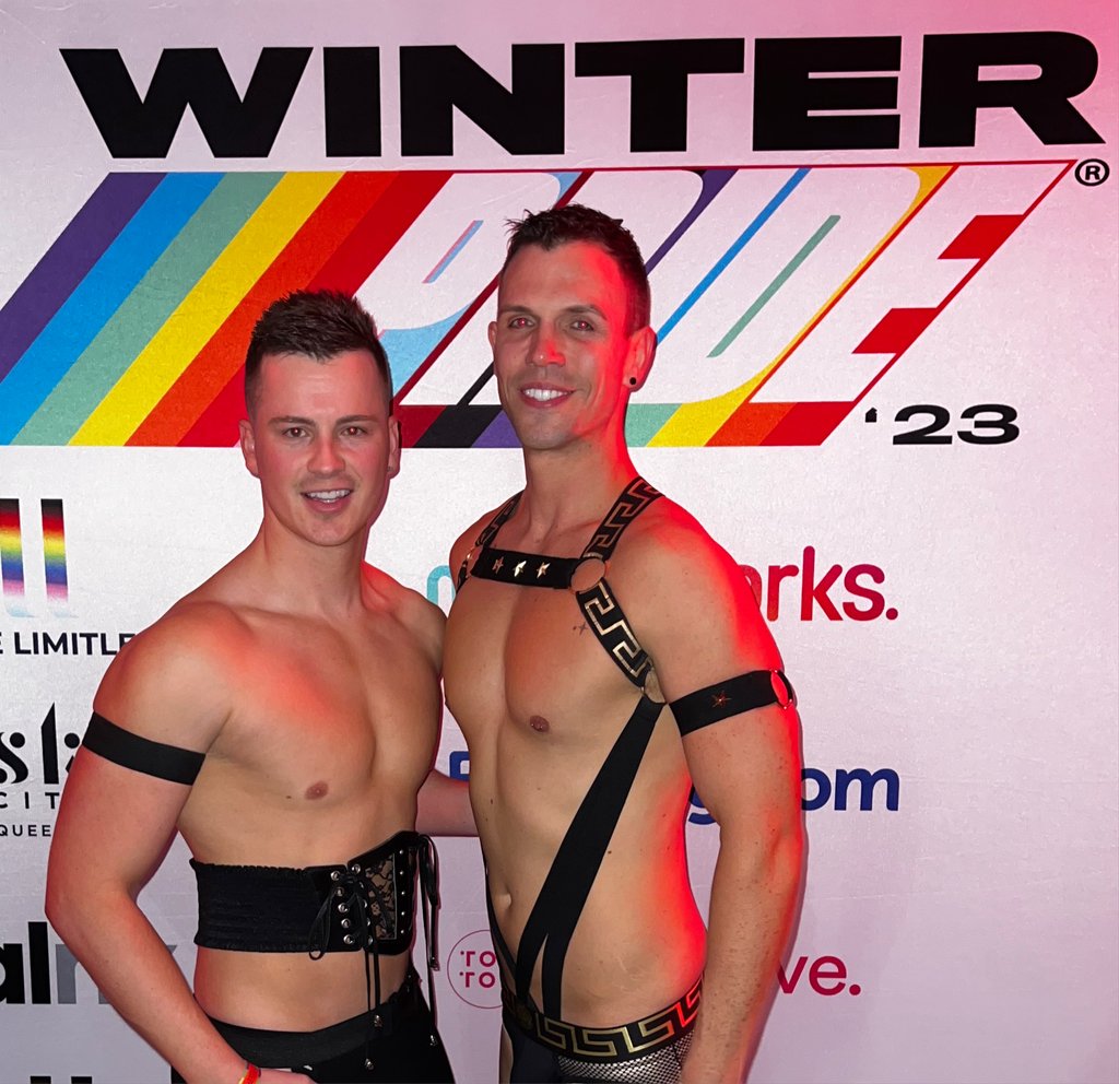 BLACK & GOLD VERSACE STYLE HARNESS